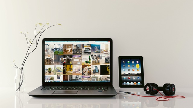 live webinar streaming interface with presenter and slides in a dark modern UI